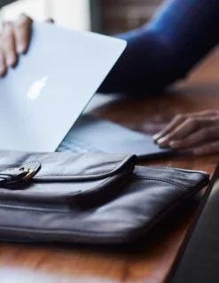 Other Accessories^MONPIEL Leather Laptop Sleeve Hunter Brown