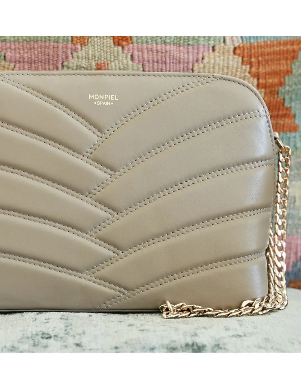 Women'S Leather Bag^MONPIEL Quilted Leather Bag With Gold Chain Mole