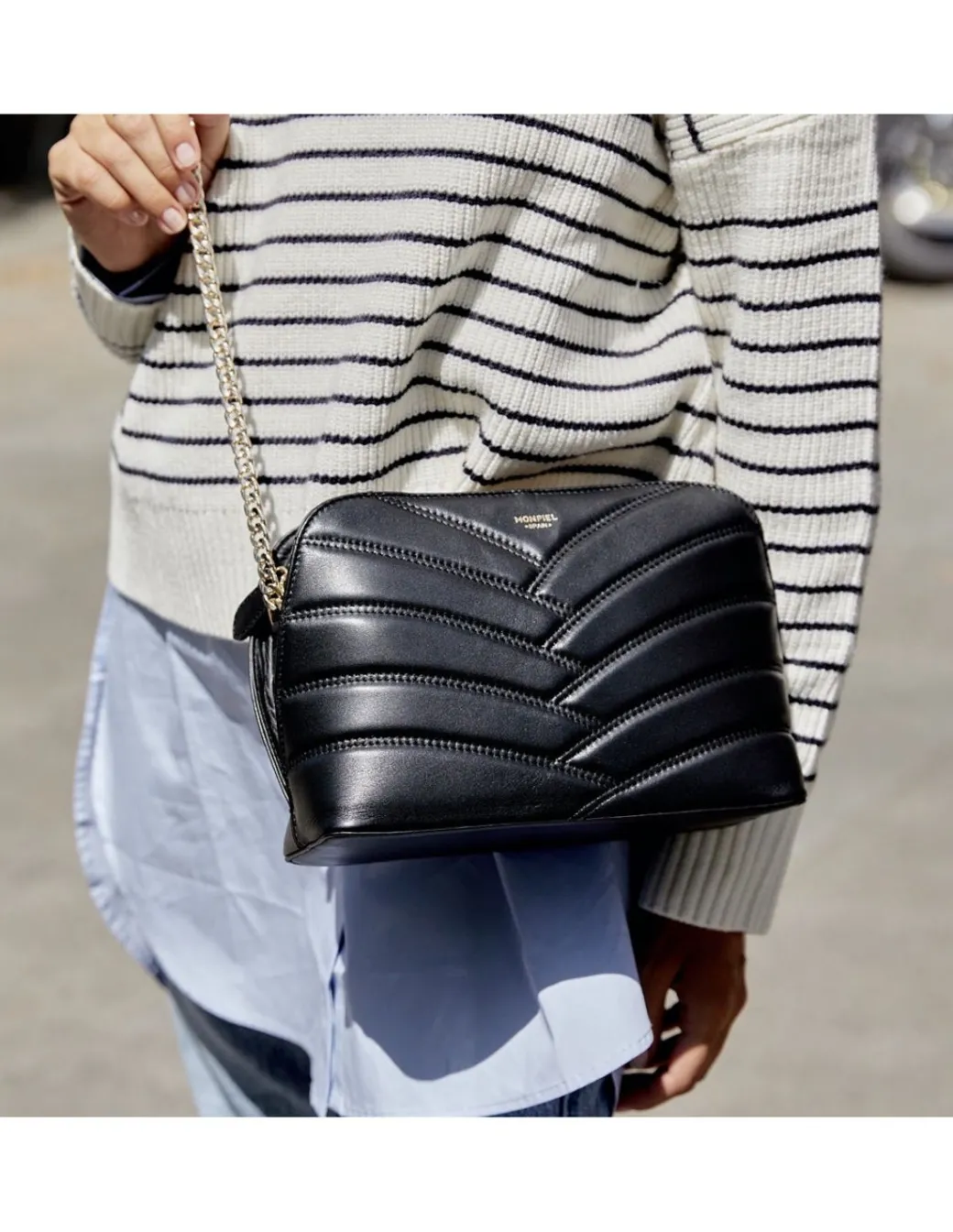 Women'S Leather Bag^MONPIEL Quilted Leather Bag With Gold Chain Black