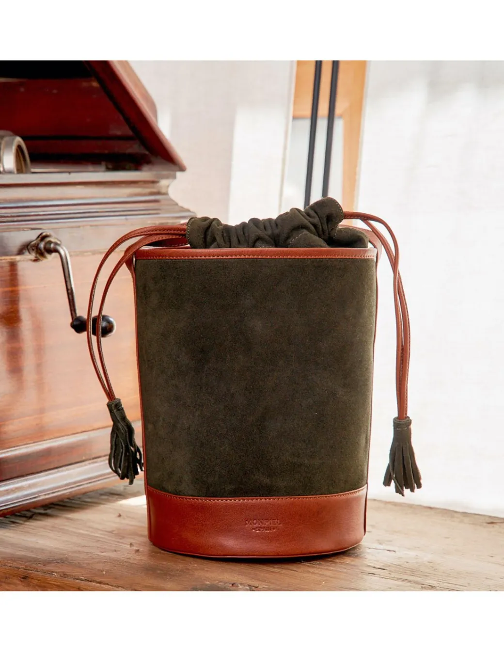 Women'S Leather Bag^MONPIEL Round Bucket Bag Green Suede