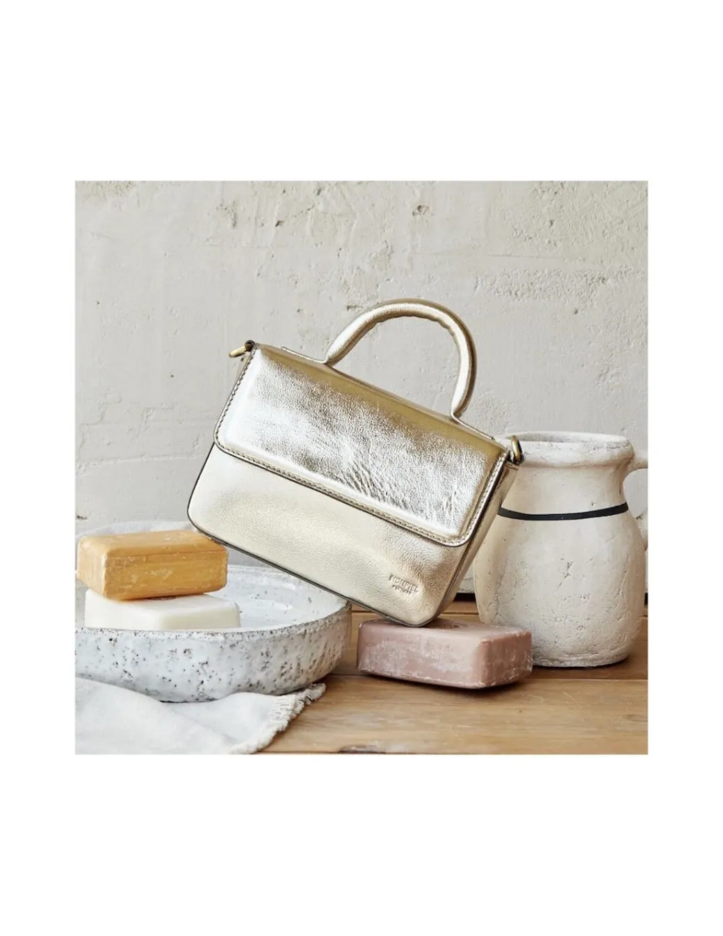 Women'S Leather Bag^MONPIEL Small Armored Leather Bag Champagne Metallic